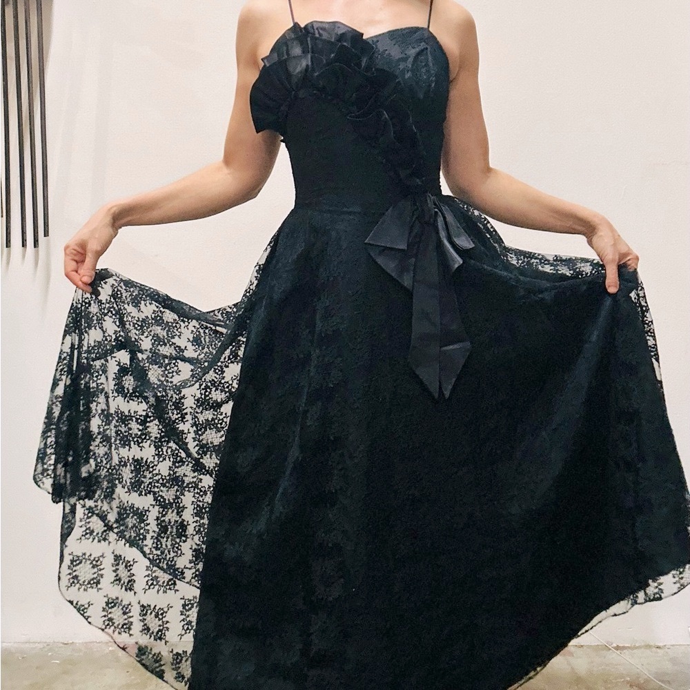 80s Designer black lace evening dress (xs/sm)